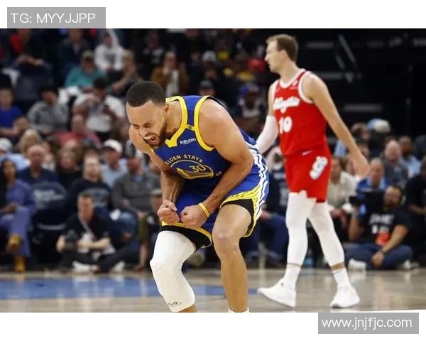 湖人队遭遇五连败，库里状态回升有望反弹